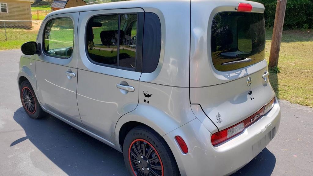 2010 Nissan cube