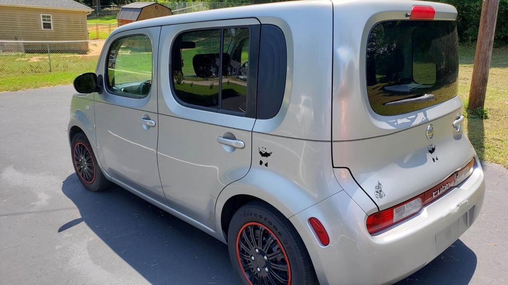 2010 Nissan cube