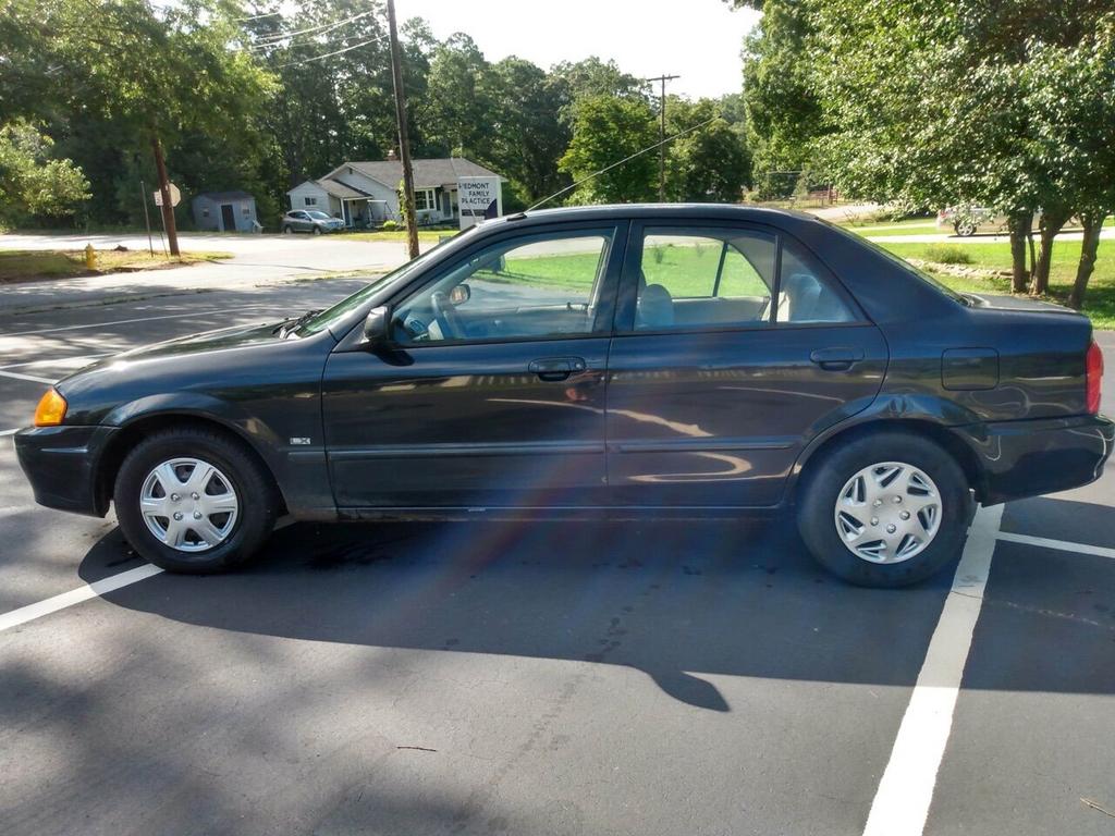 1999 MAZDA Protege