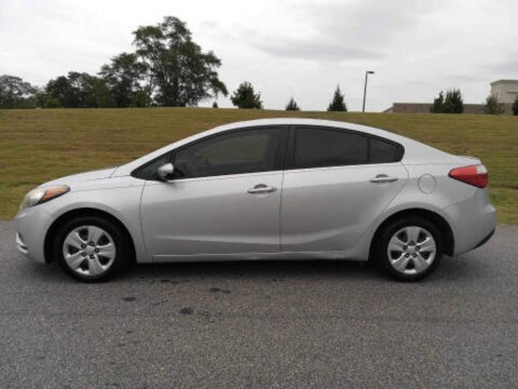 2016 Kia Forte - $7,955