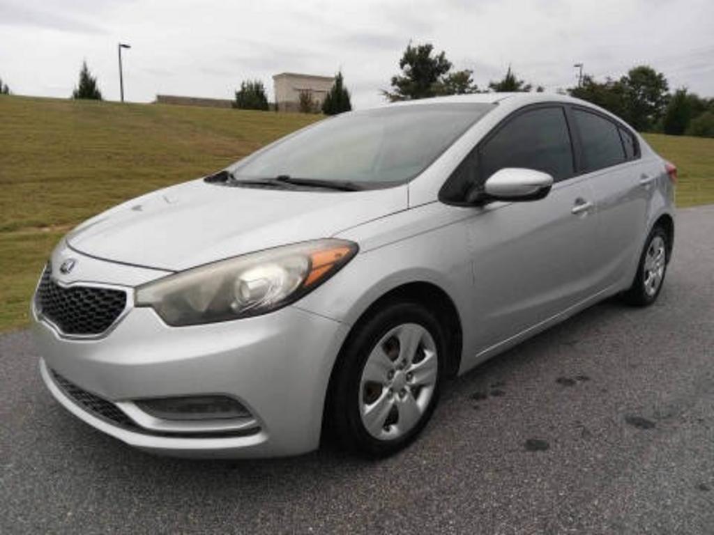 2016 Kia Forte - $7,955