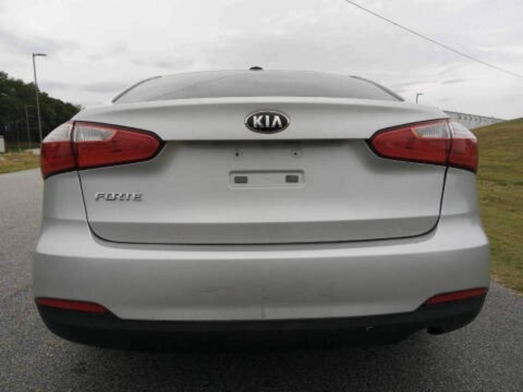 2016 Kia Forte - $7,955