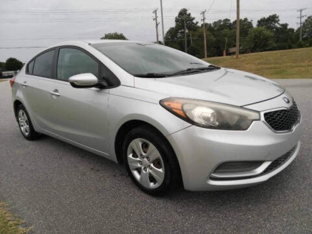 2016 Kia Forte - $7,955
