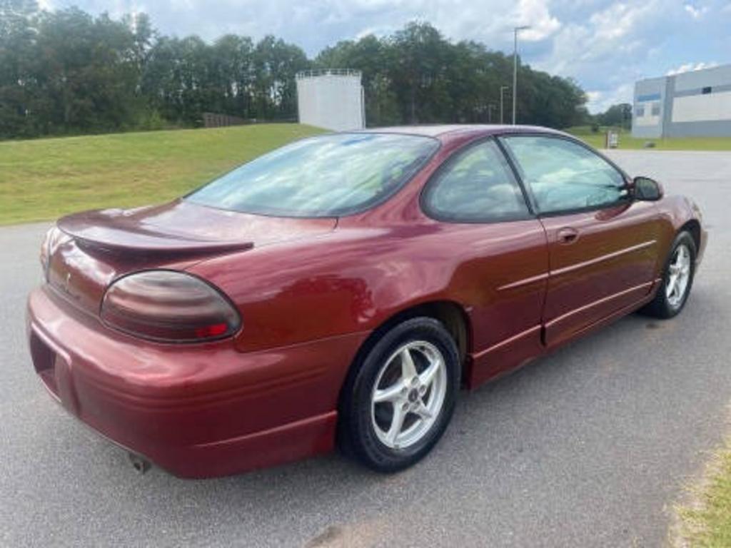 2002 Pontiac Grand Prix - $3,310