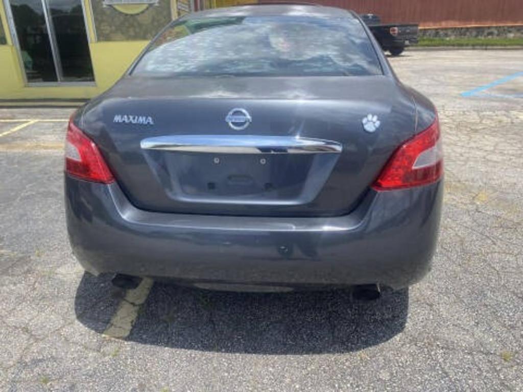 2010 Nissan Maxima - $7,273