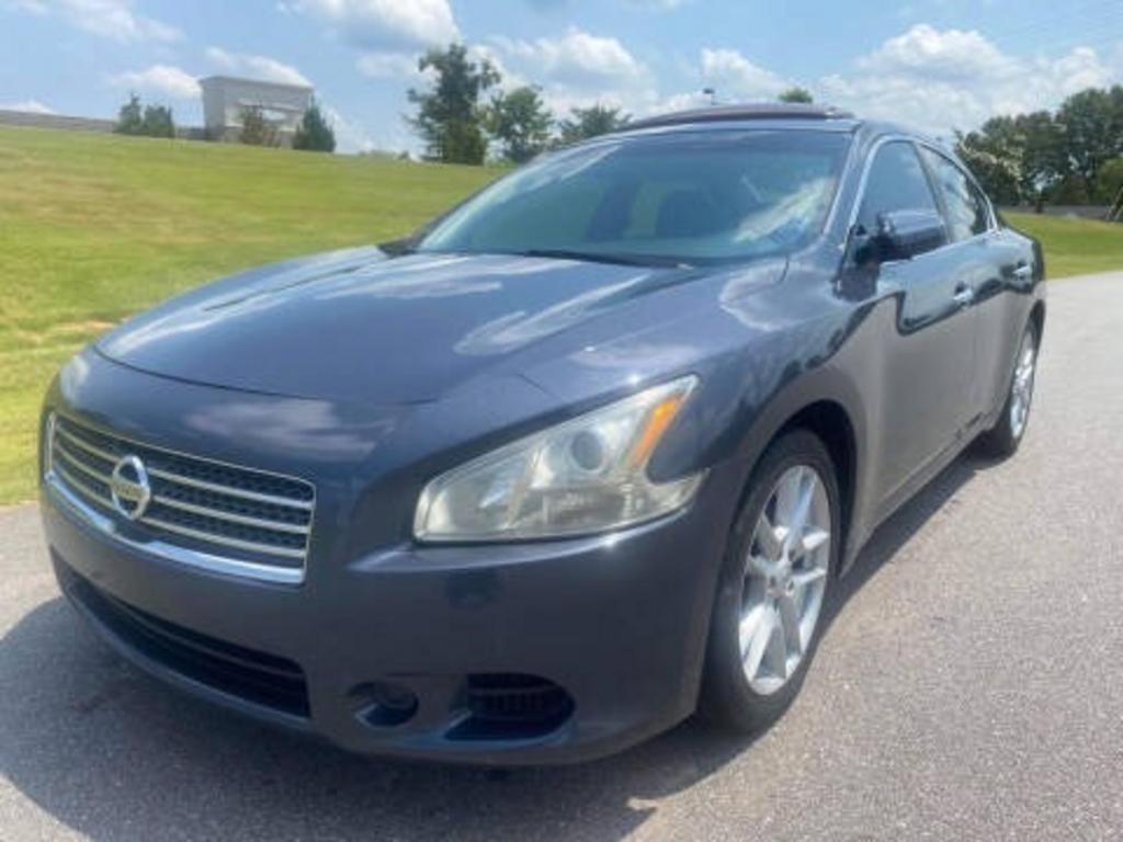 2010 Nissan Maxima - $7,273