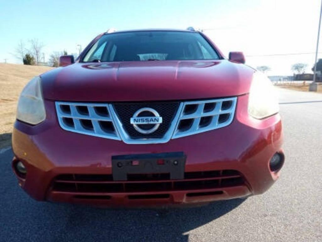 2013 Nissan Rogue - $7,928
