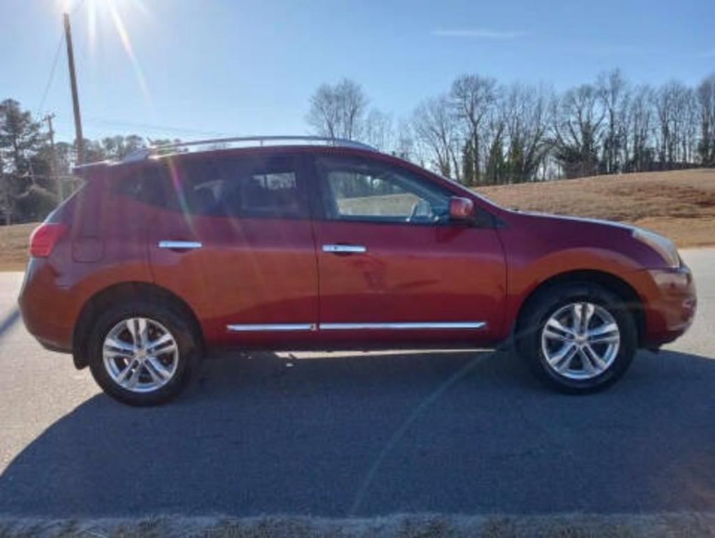 2013 Nissan Rogue - $7,928