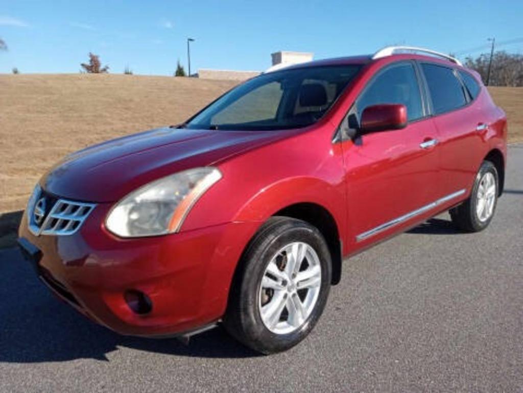 2013 Nissan Rogue - $7,928