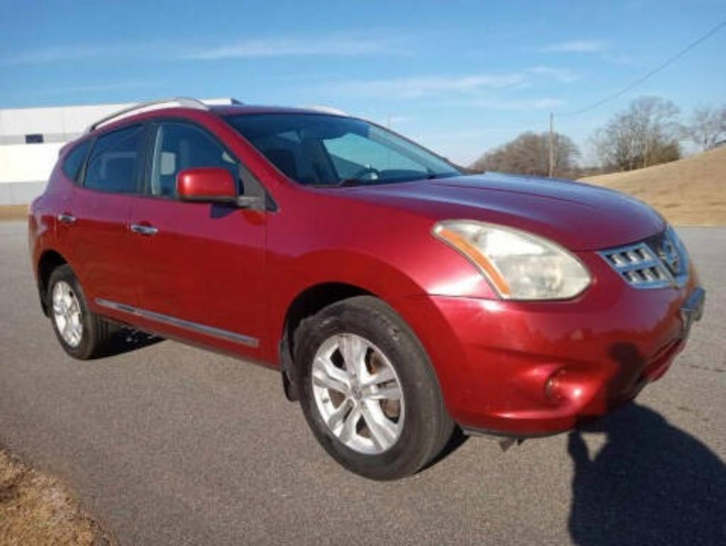2013 Nissan Rogue - $7,928
