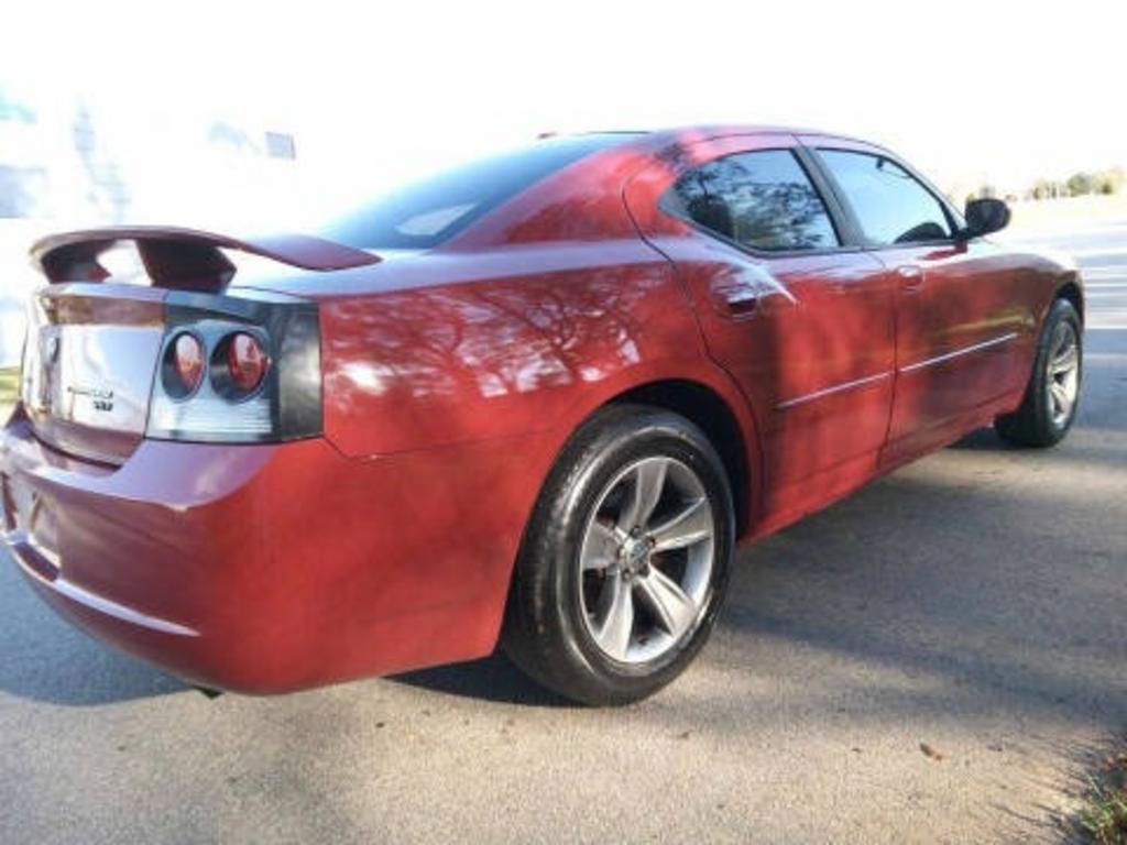 2010 Dodge Charger - $7,759