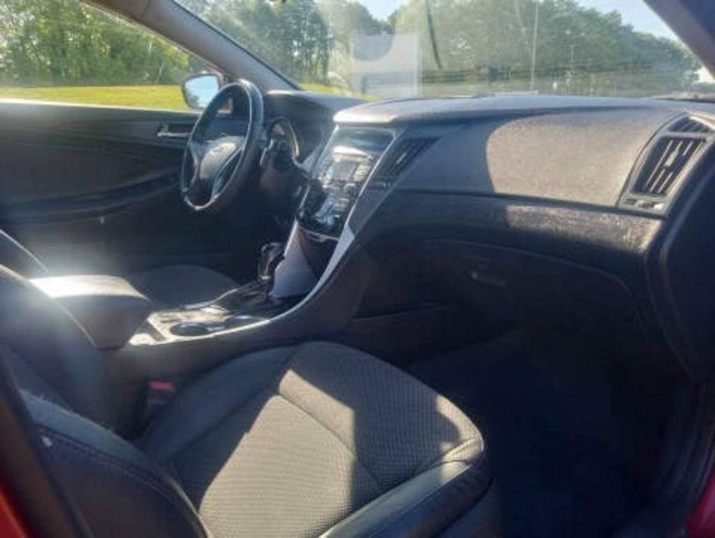 2013 Hyundai Sonata - $7,962