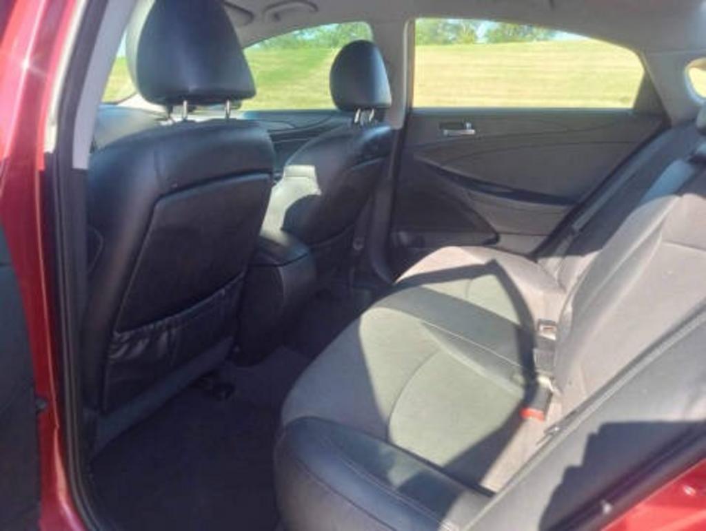2013 Hyundai Sonata - $7,962