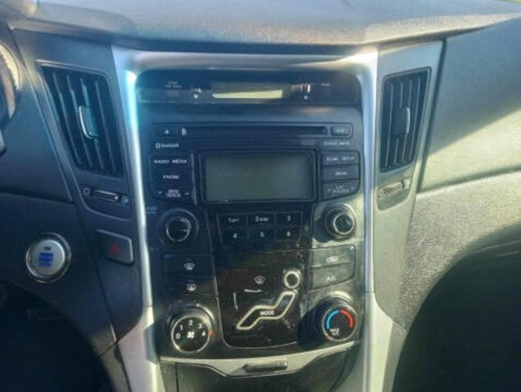 2013 Hyundai Sonata - $7,962