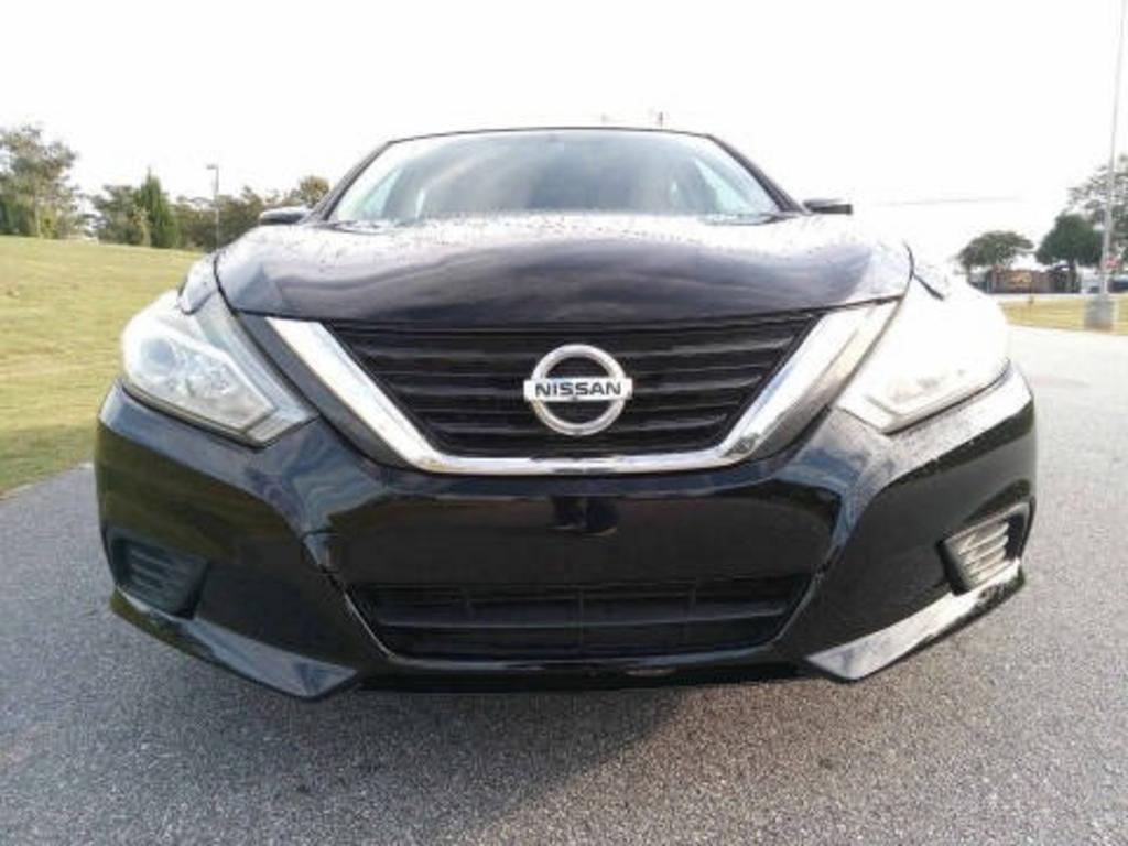 2018 Nissan Altima - $8,650