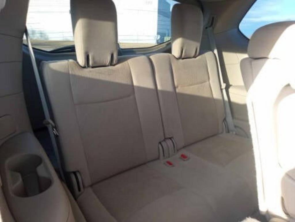 2013 Nissan Pathfinder - $8,995