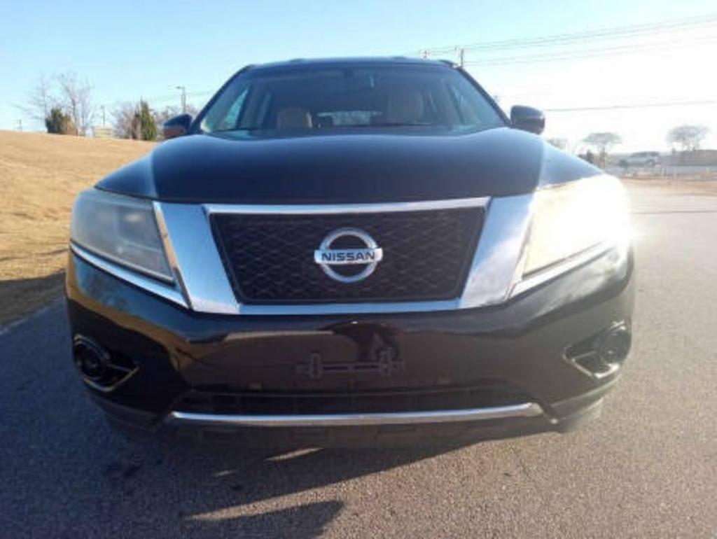 2013 Nissan Pathfinder - $8,995