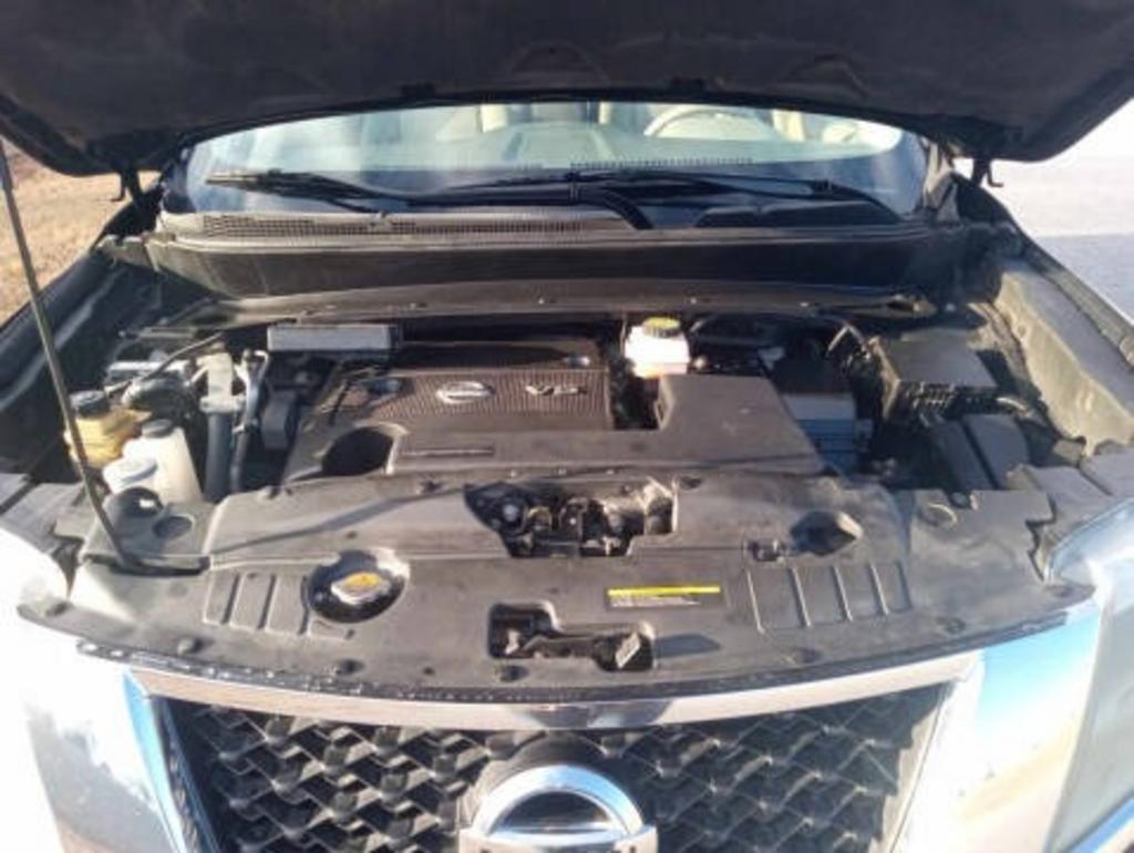 2013 Nissan Pathfinder - $8,995
