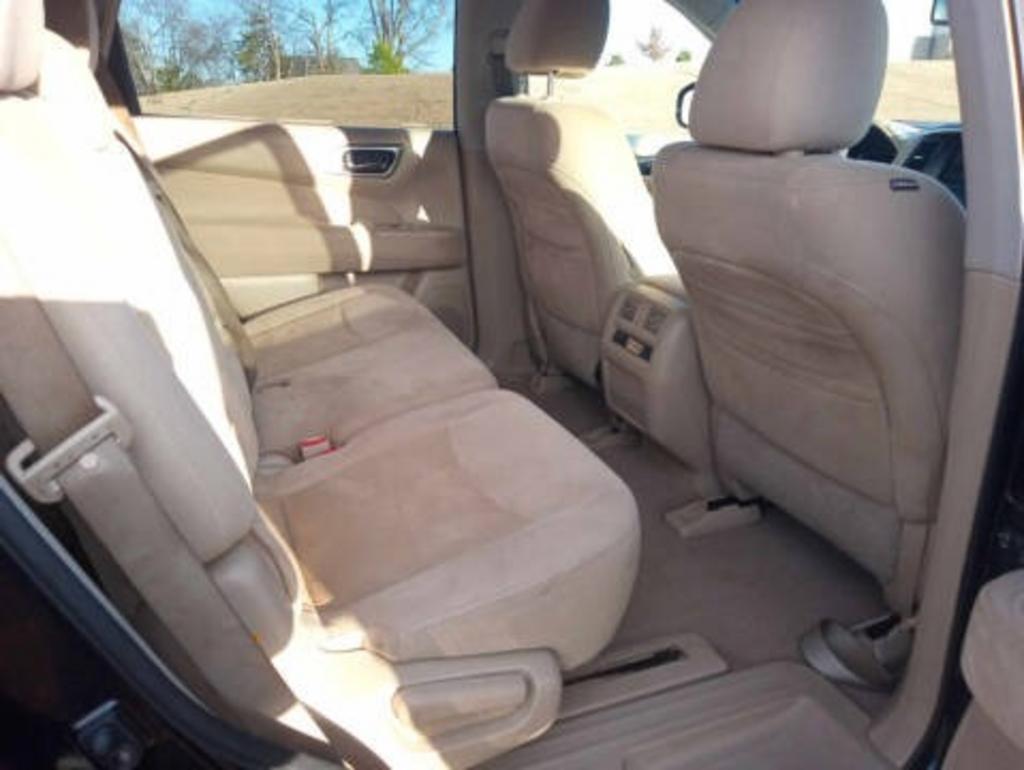 2013 Nissan Pathfinder - $8,995