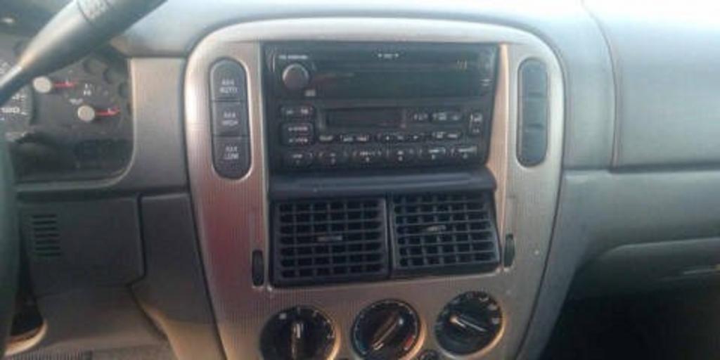 2004 Ford Explorer - $3,921