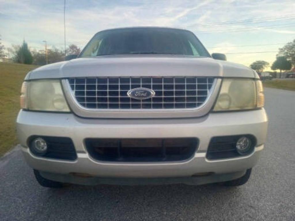 2004 Ford Explorer - $3,921