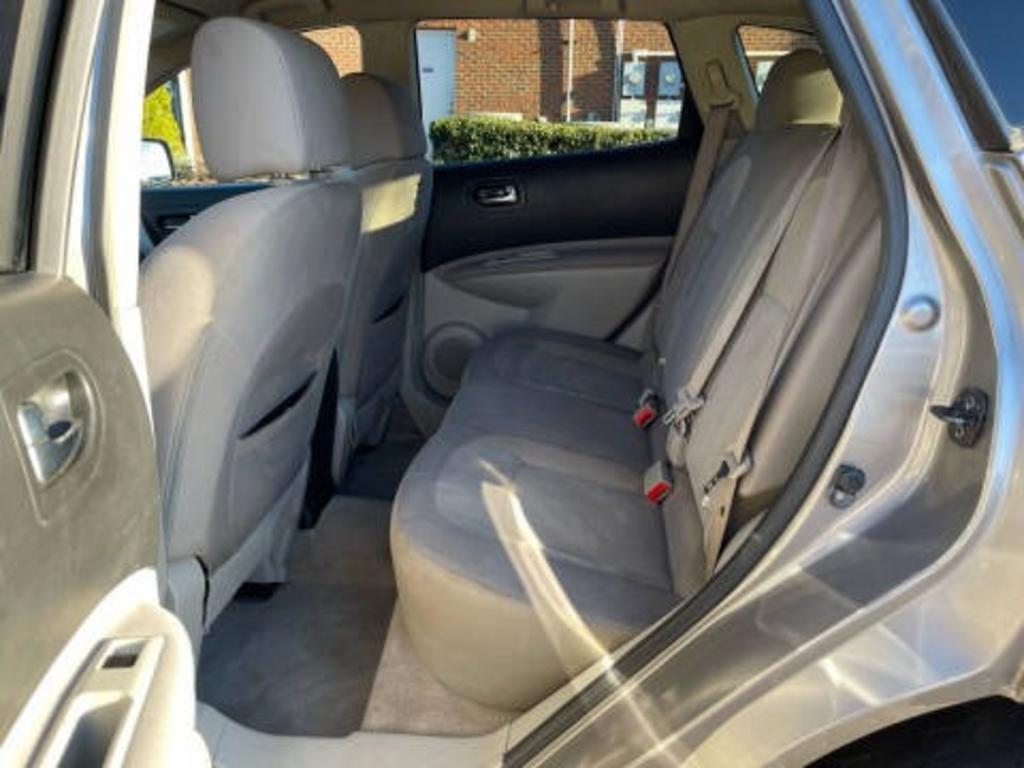 2013 Nissan Rogue - $8,642