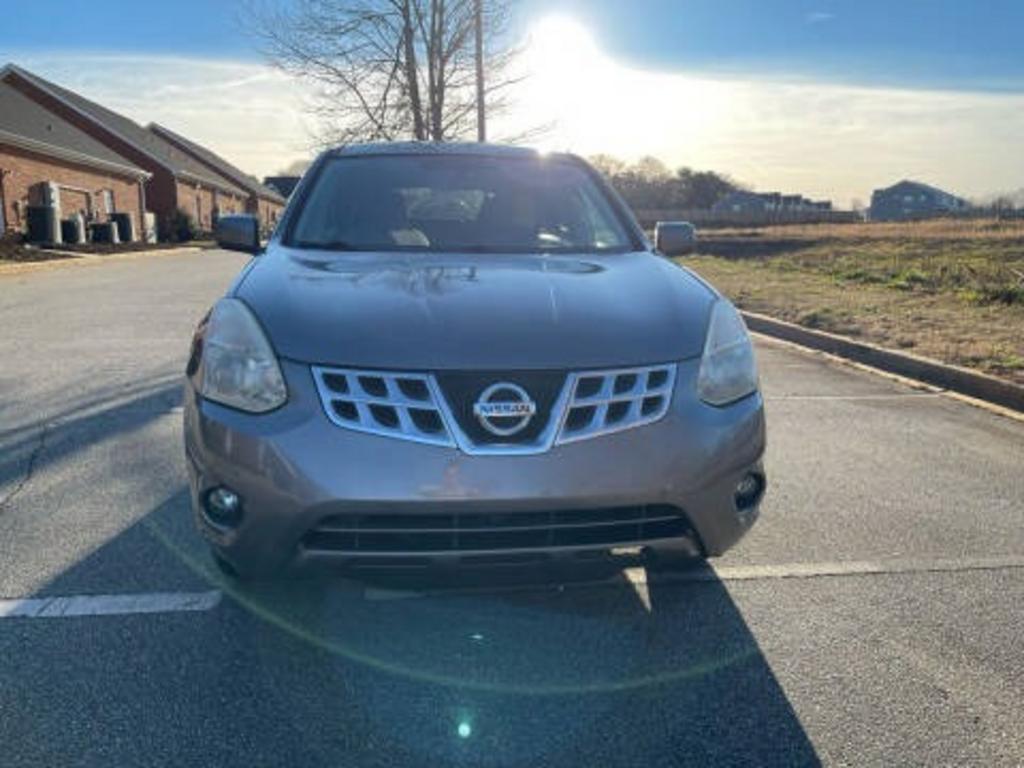 2013 Nissan Rogue - $8,642