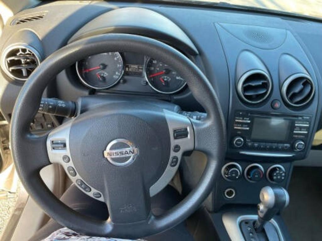 2013 Nissan Rogue - $8,642