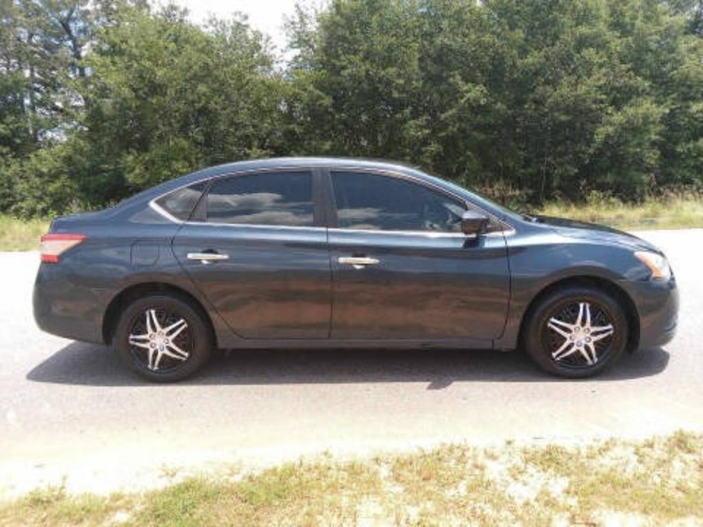 2013 Nissan Sentra - $4,352