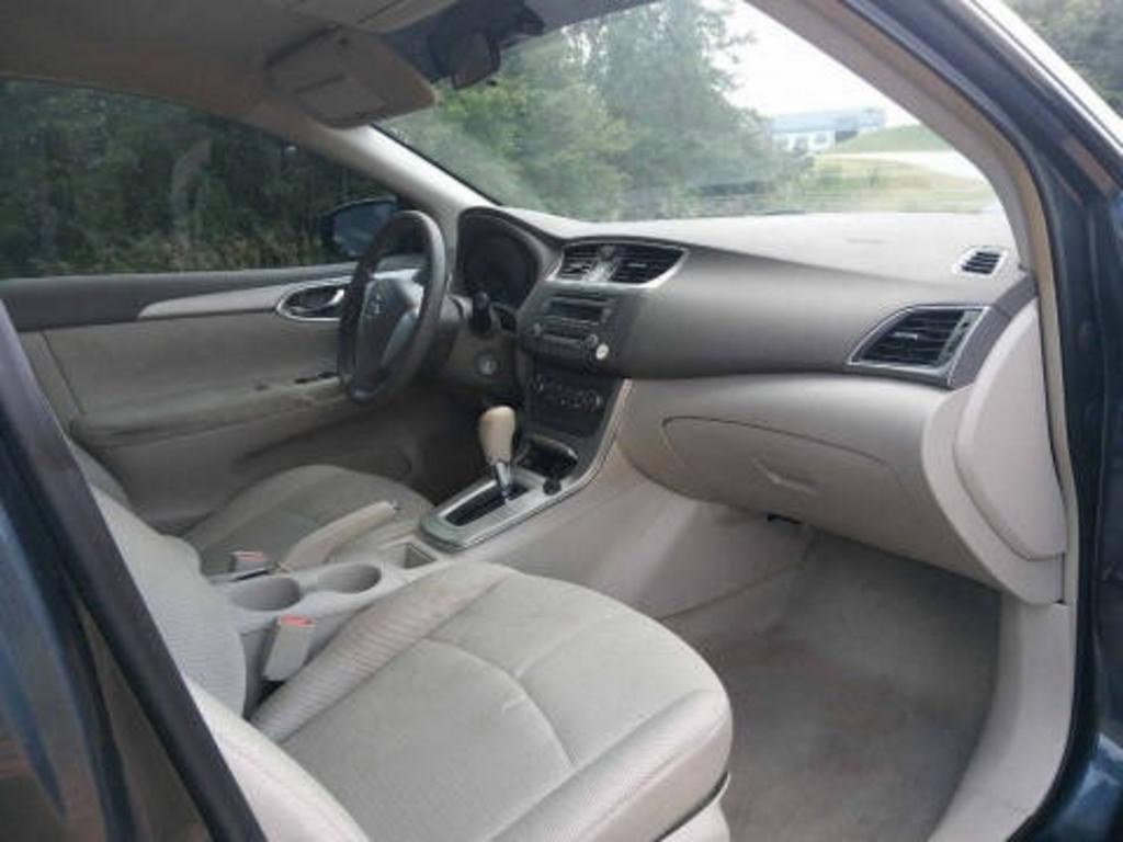 2013 Nissan Sentra - $4,352