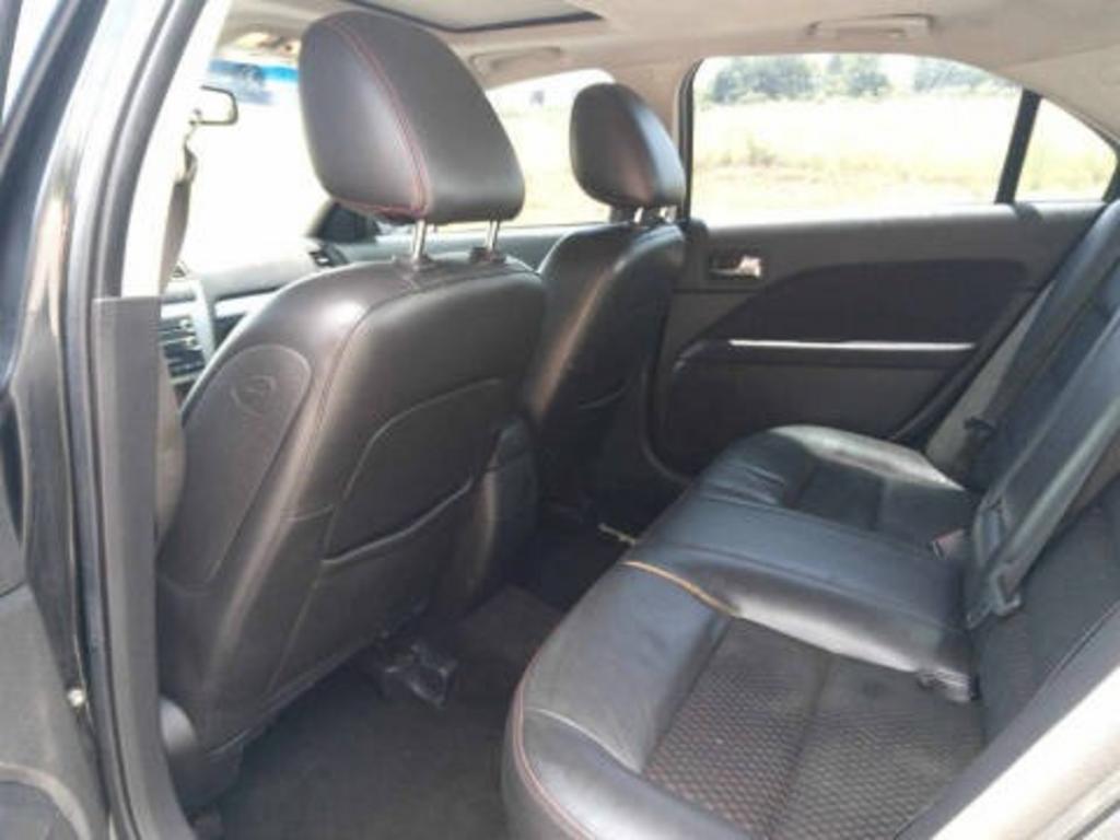 2009 Ford Fusion - $4