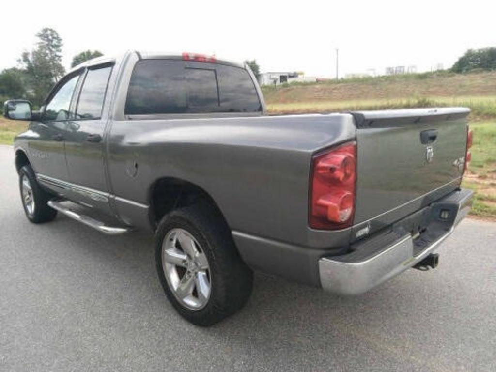2007 Dodge Ram 1500 - $7,454