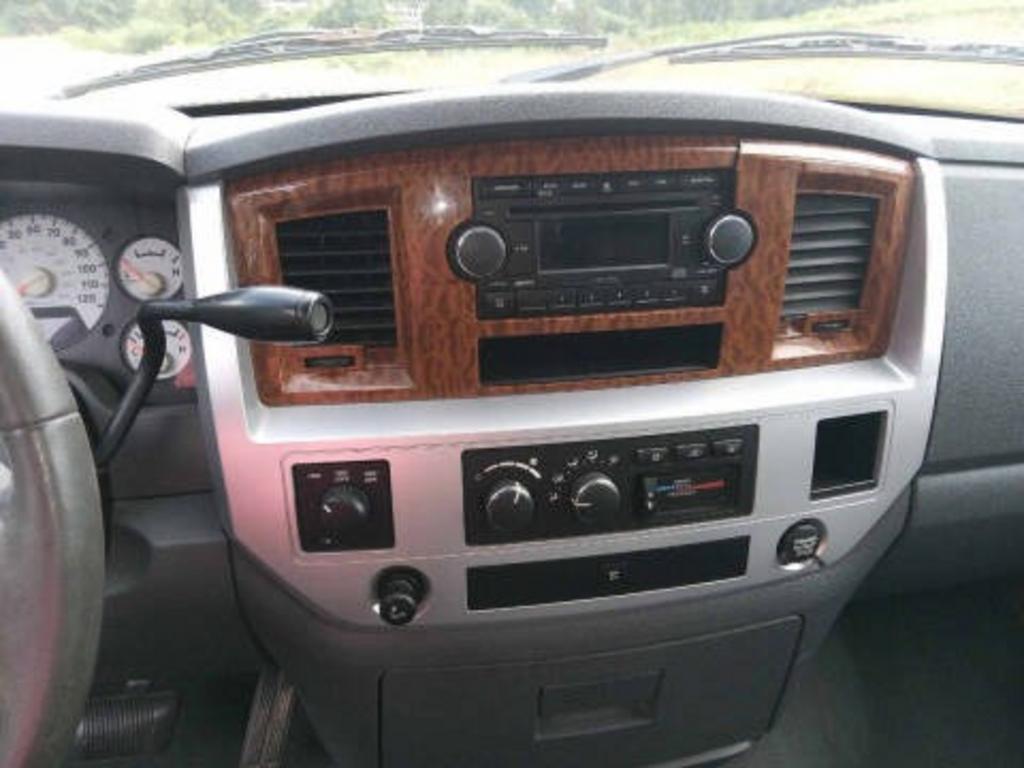 2007 Dodge Ram 1500 - $7,454