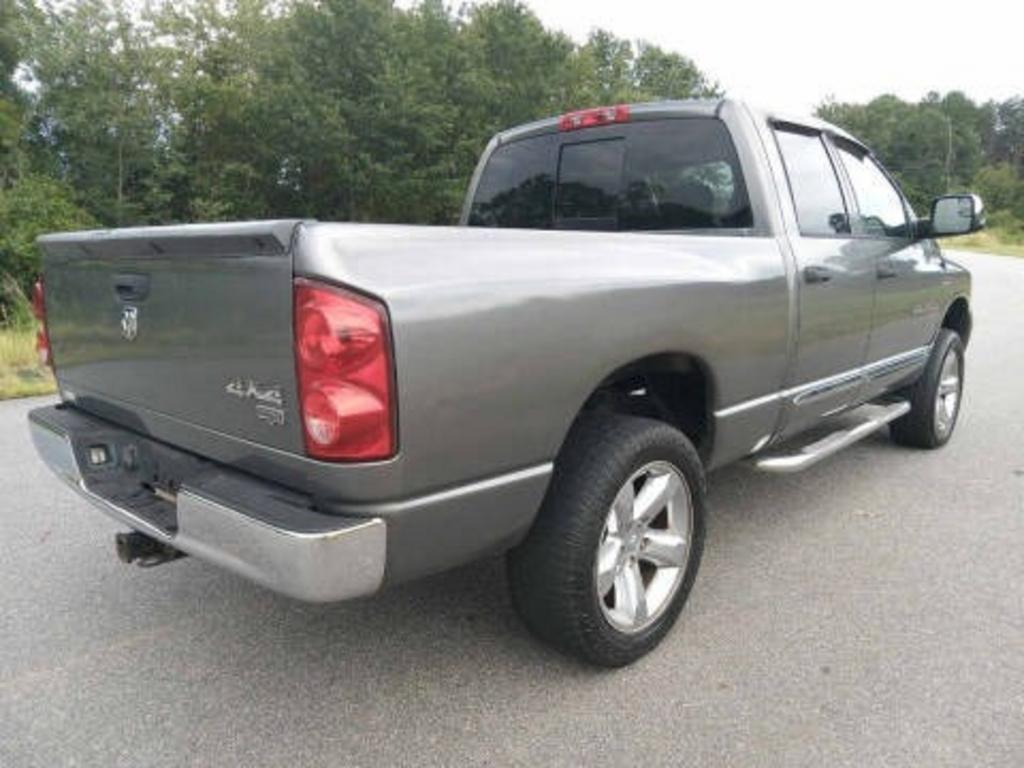 2007 Dodge Ram 1500 - $7,454