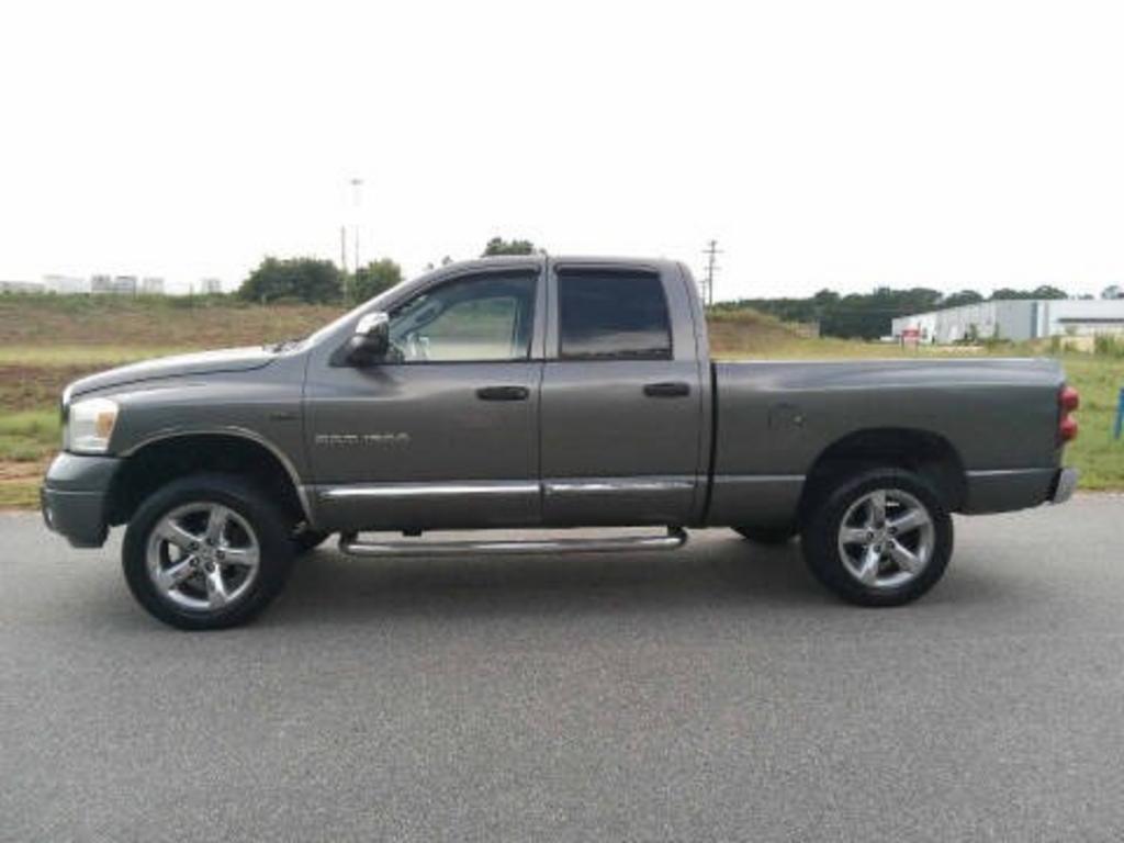 2007 Dodge Ram 1500 - $7,454