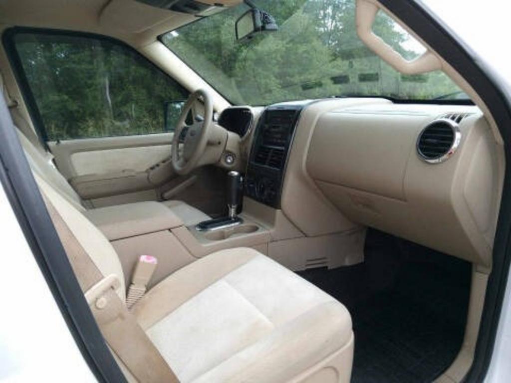 2007 Ford Explorer - $5,740
