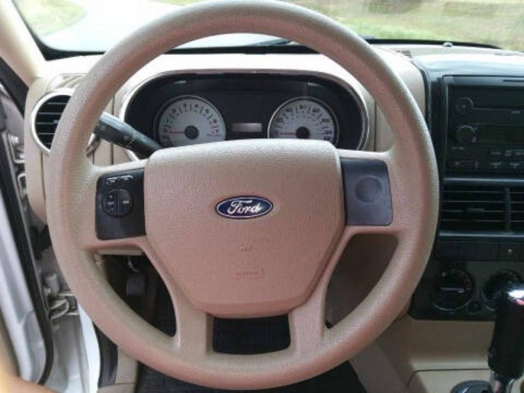 2007 Ford Explorer - $5,740