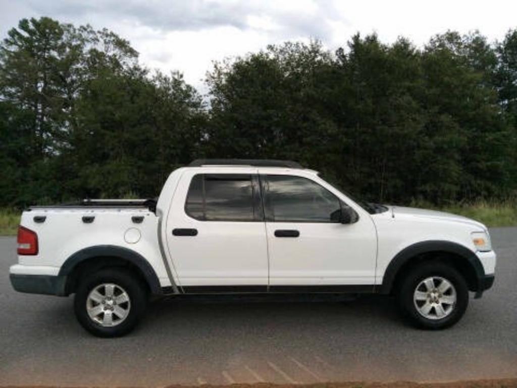 2007 Ford Explorer - $5,740