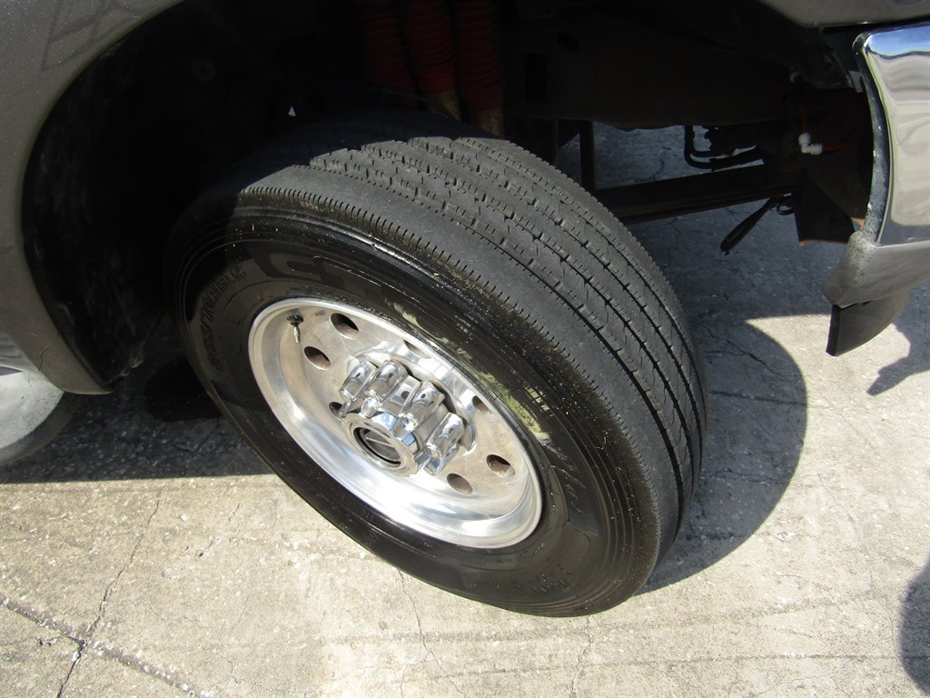 2004 Ford F-350 - $28,995