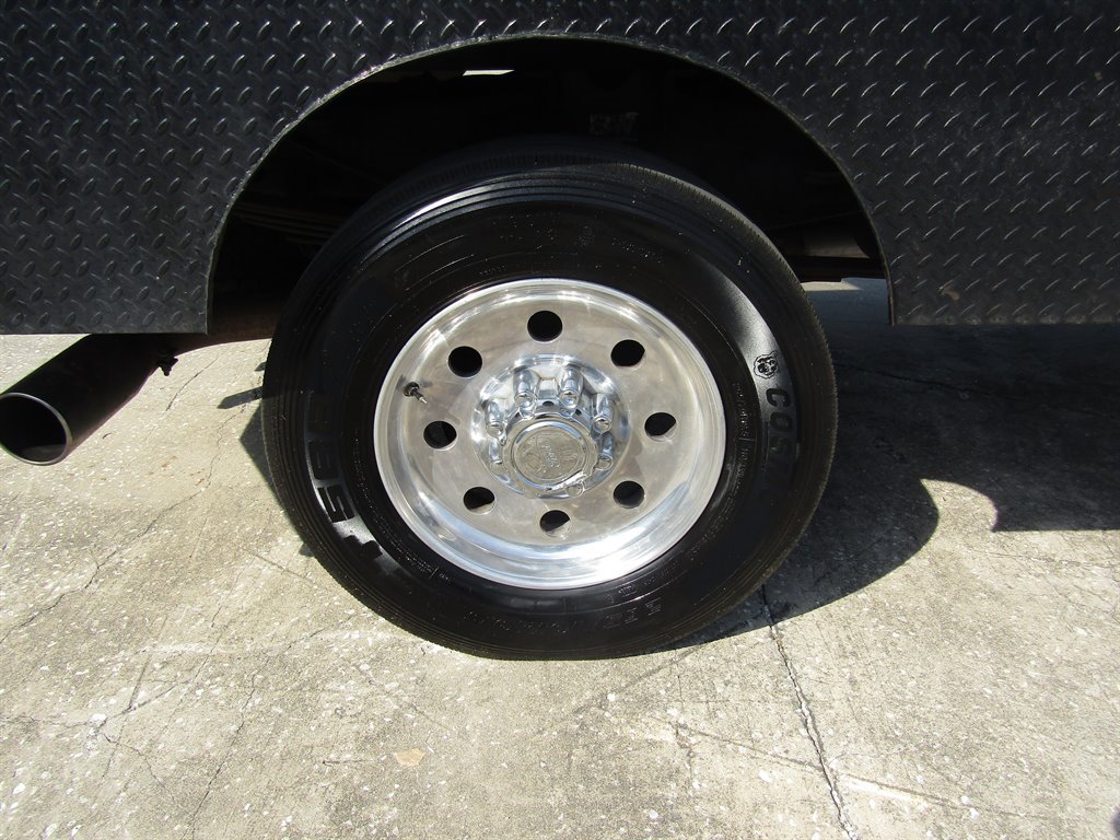 2004 Ford F-350 - $28,995