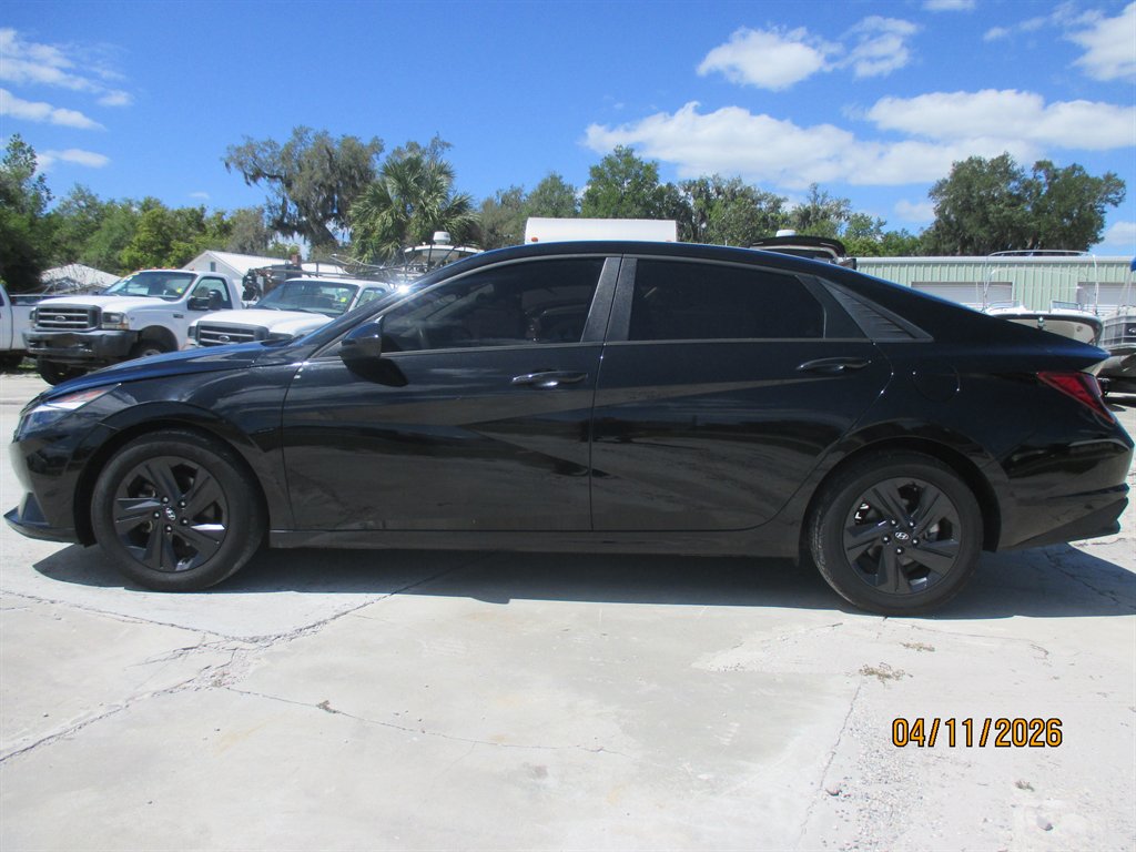 2021 Hyundai Elantra - $17,995