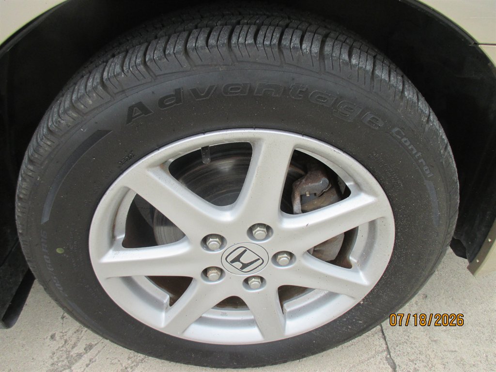 2003 Honda Accord - $8,995