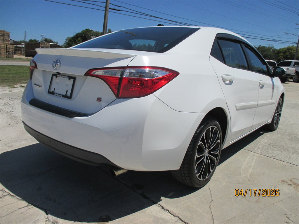 2014 Toyota Corolla - $12,895