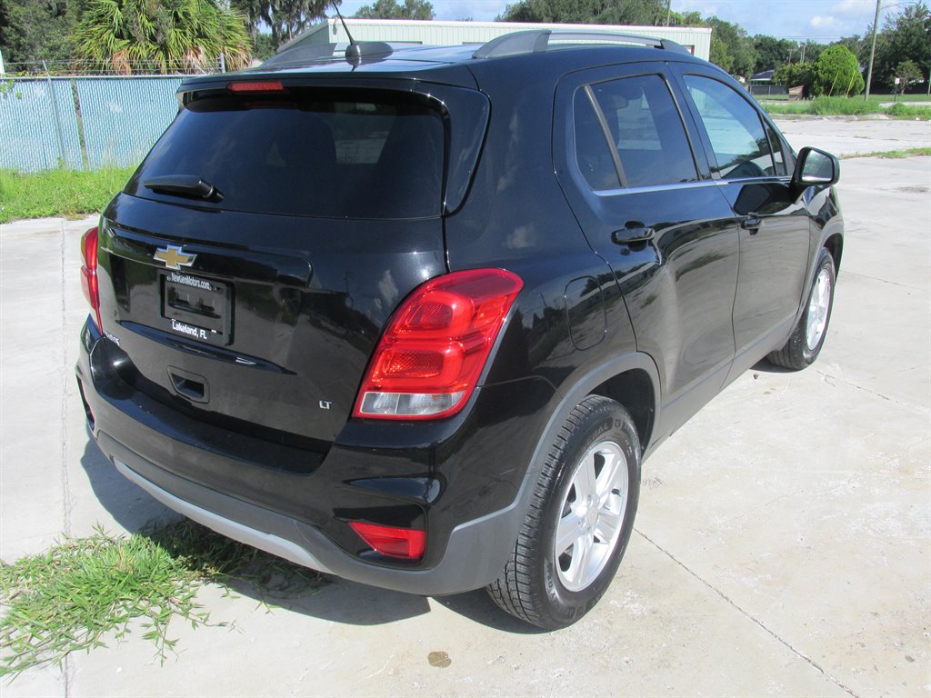 2017 Chevrolet Trax LT photo