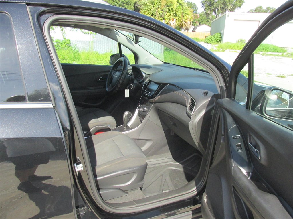 2017 Chevrolet Trax LT photo