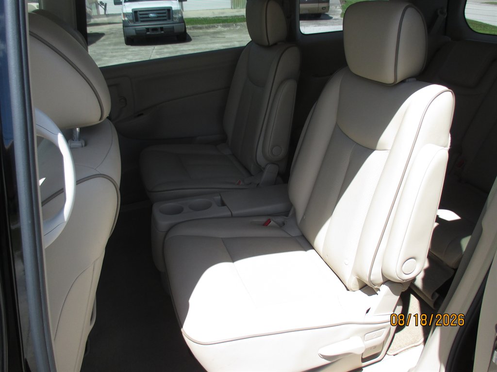 2016 Nissan Quest - $12,895