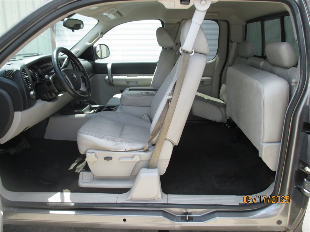2009 Chevrolet Silverado 1500 - $14,995