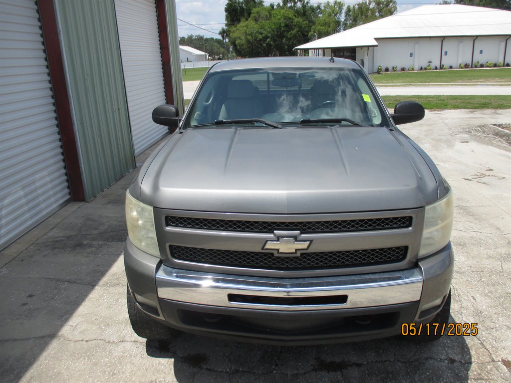 2009 Chevrolet Silverado 1500 - $14,995