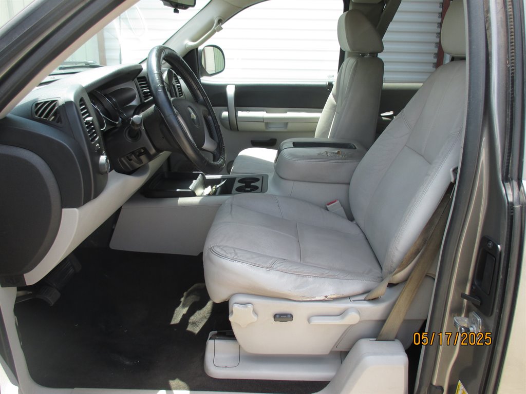 2009 Chevrolet Silverado 1500 - $14,995