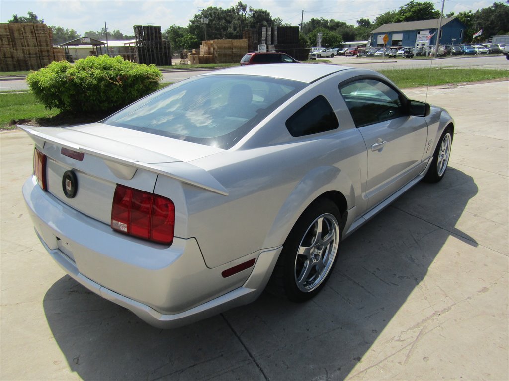 2006 Ford Mustang - $17,995